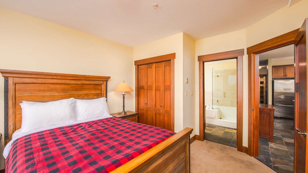 Photo of Bedroom in Big White Ski Resort