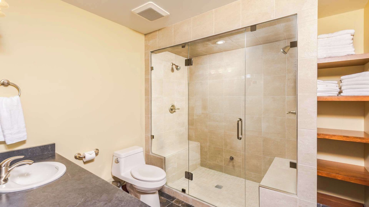 Photo of Bathroom in Big White Ski Resort