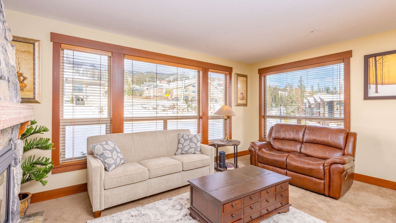 Photo of Livingroom in Big White Ski Resort