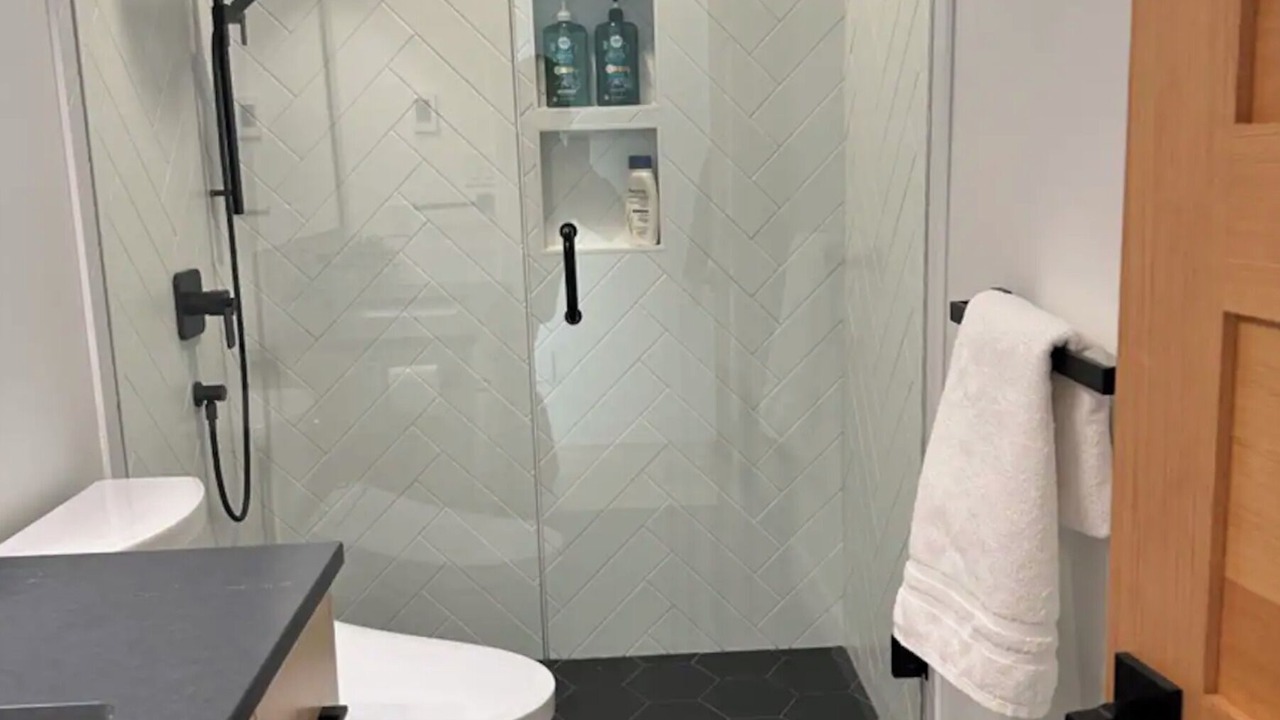 Photo of Bathroom in Youbou