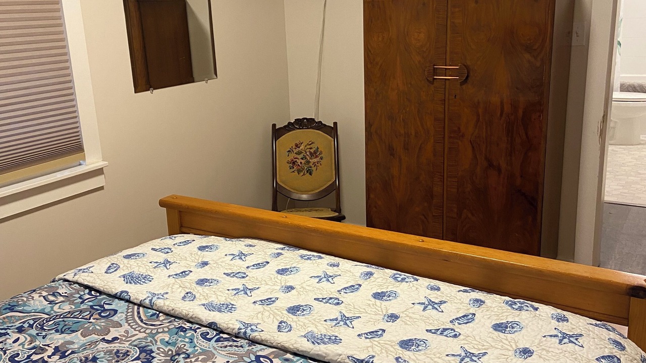 Photo of Bedroom in Campbell River