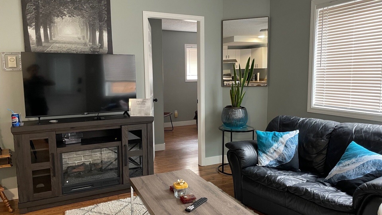 Photo of Livingroom in Saanich West
