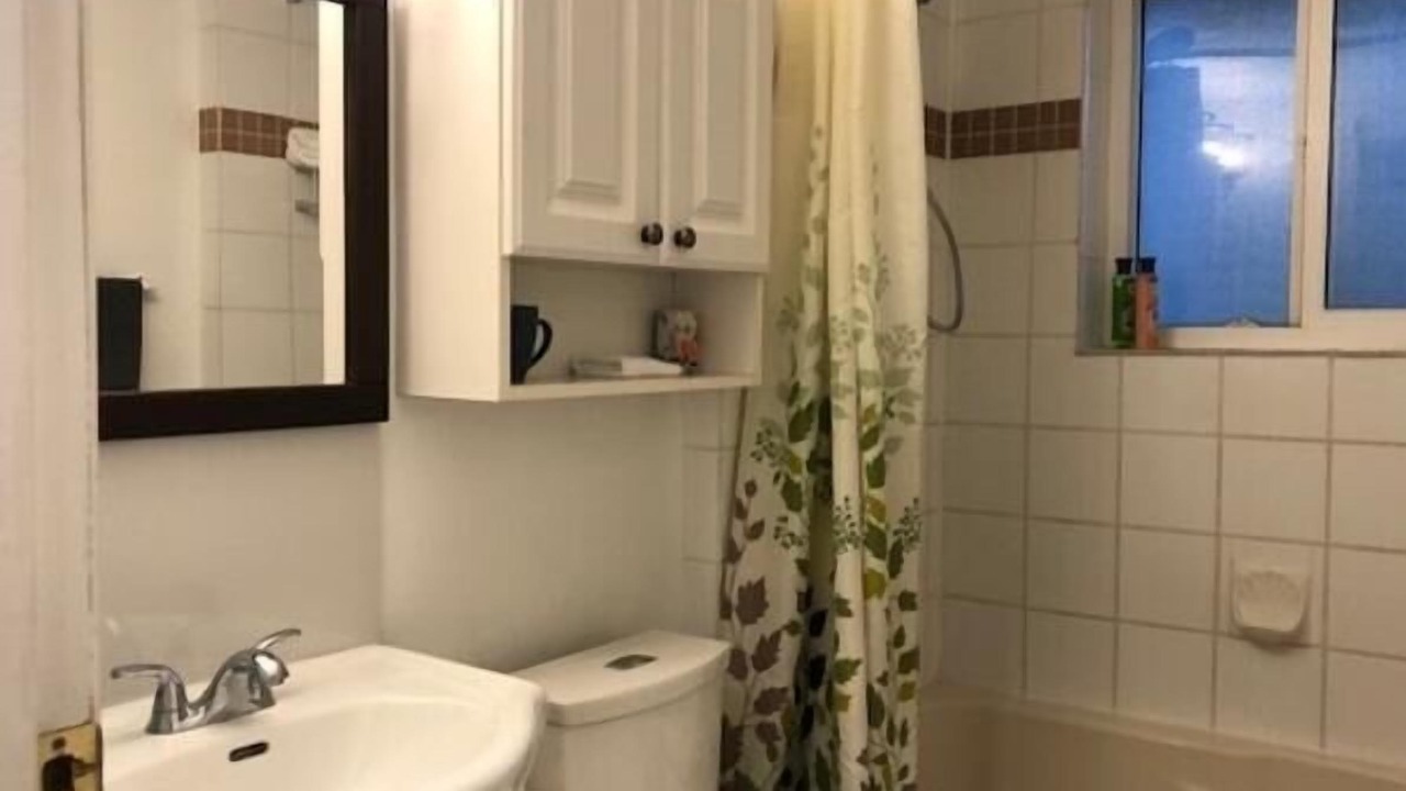 Photo of Bathroom in White Rock
