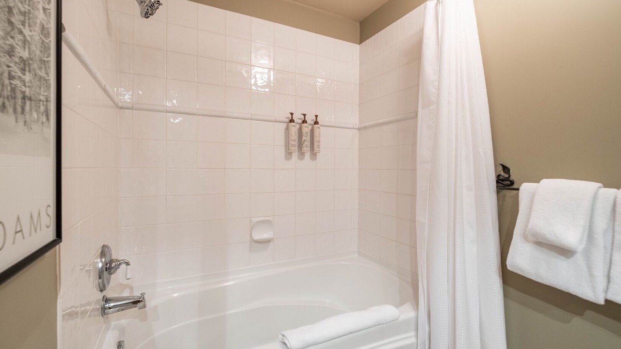 Photo of Bathroom in Nordic Estates