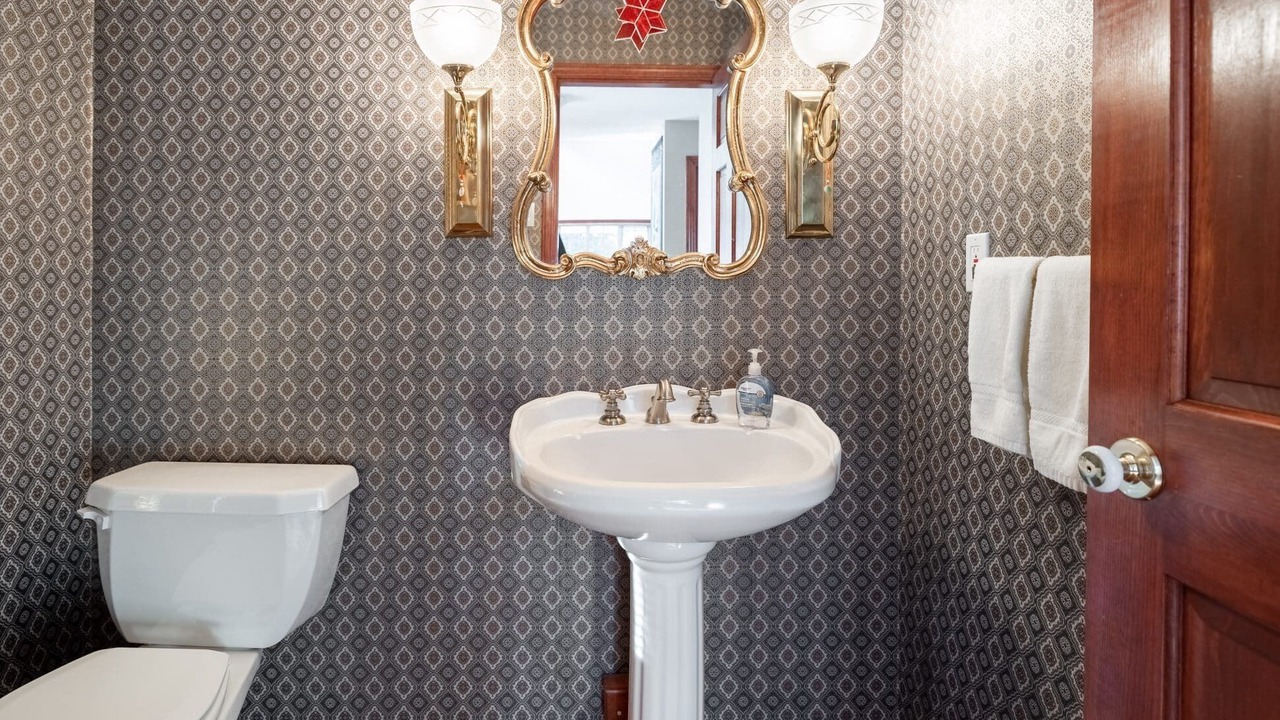 Photo of Bathroom in Silver Star Mountain