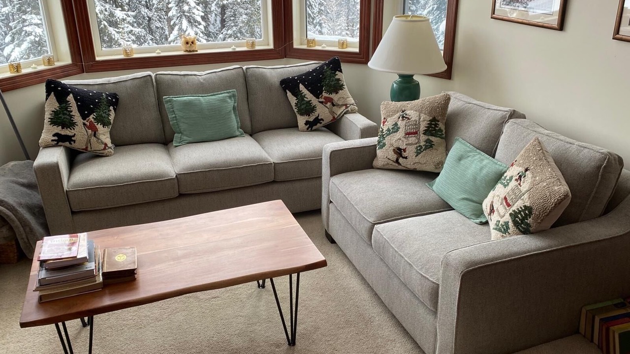 Photo of Livingroom in Silver Star Mountain