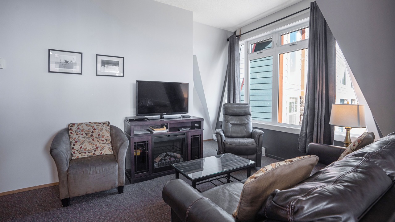 Photo of Livingroom in Silver Star Mountain