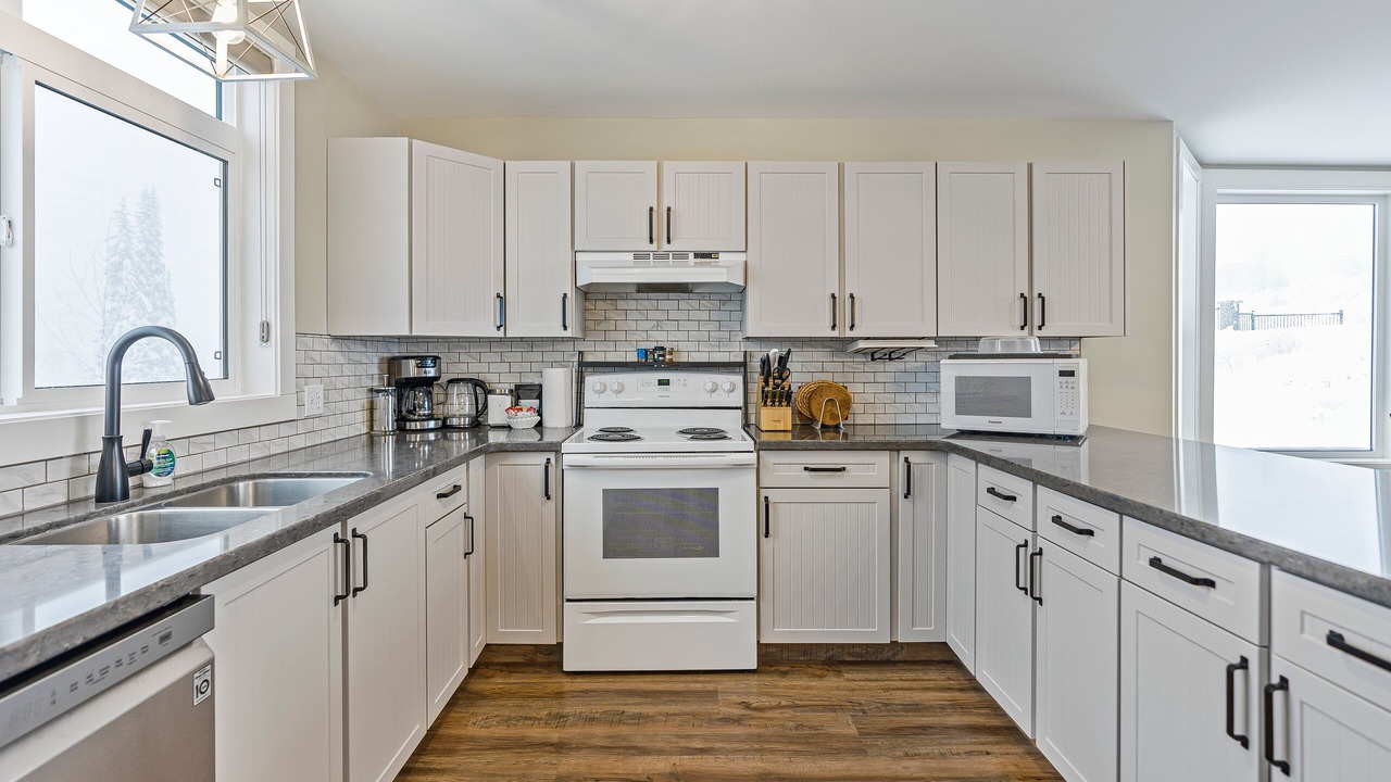 Photo of Kitchen in Silver Star Mountain