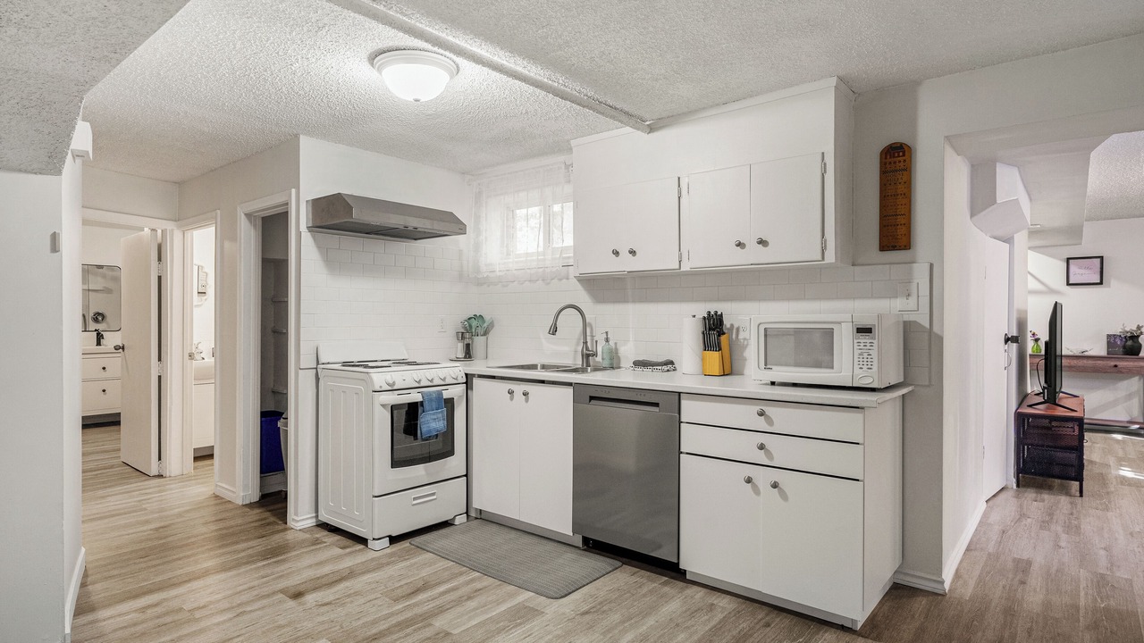 Photo of Kitchen in Forest Lawn