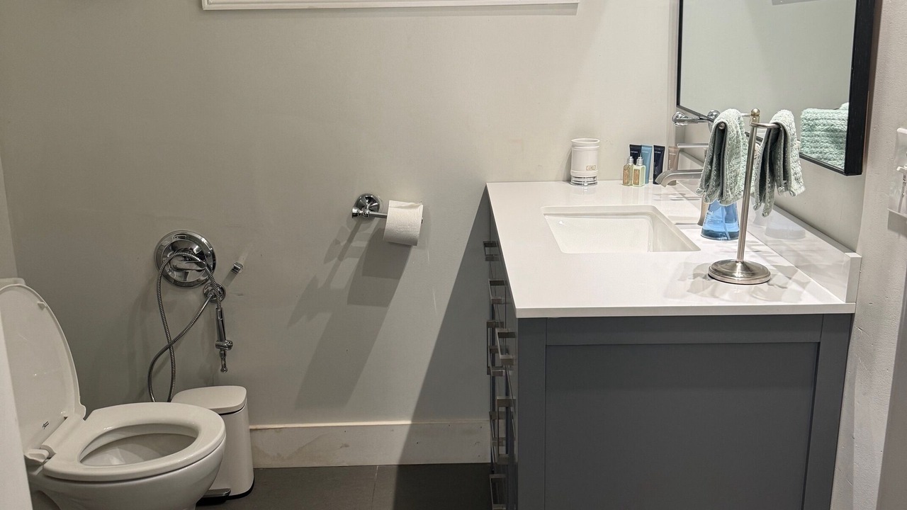 Photo of Bathroom in Upper Lonsdale