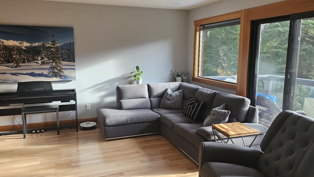 Photo of Livingroom in Whistler