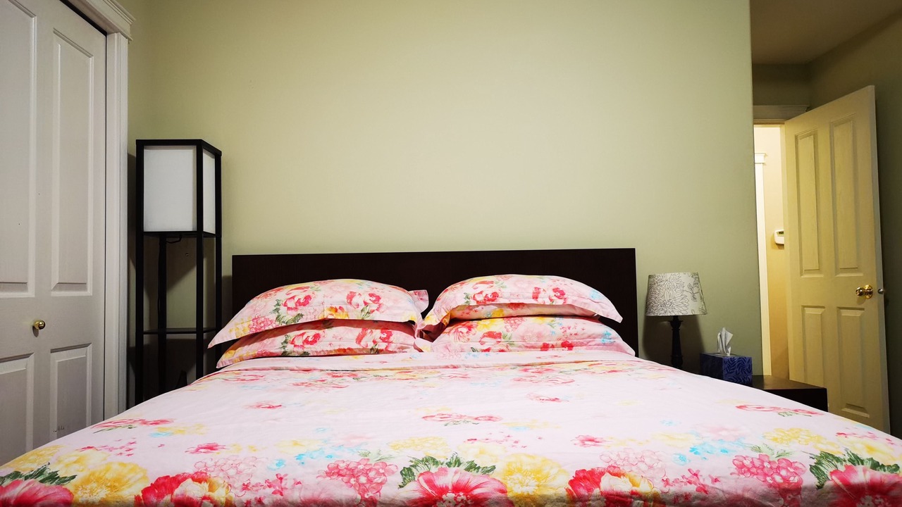 Photo of Bedroom in Cordova Bay
