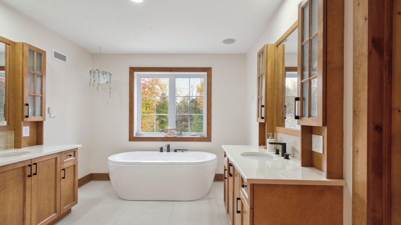 Photo of Bathroom in Cowansville