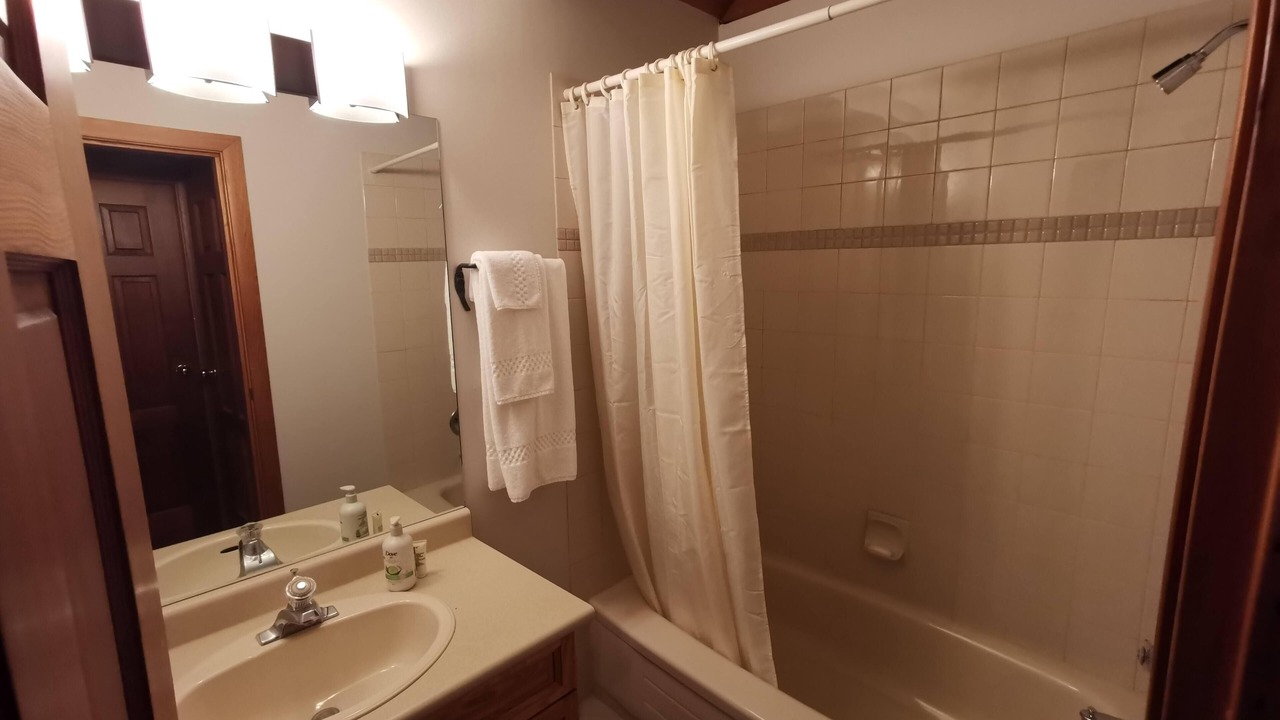 Photo of Bathroom in Nordic Estates