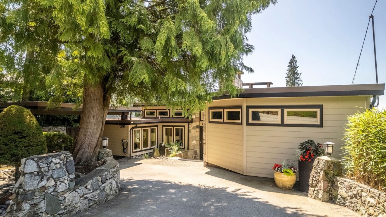 Photo of Outdoor in Dundarave