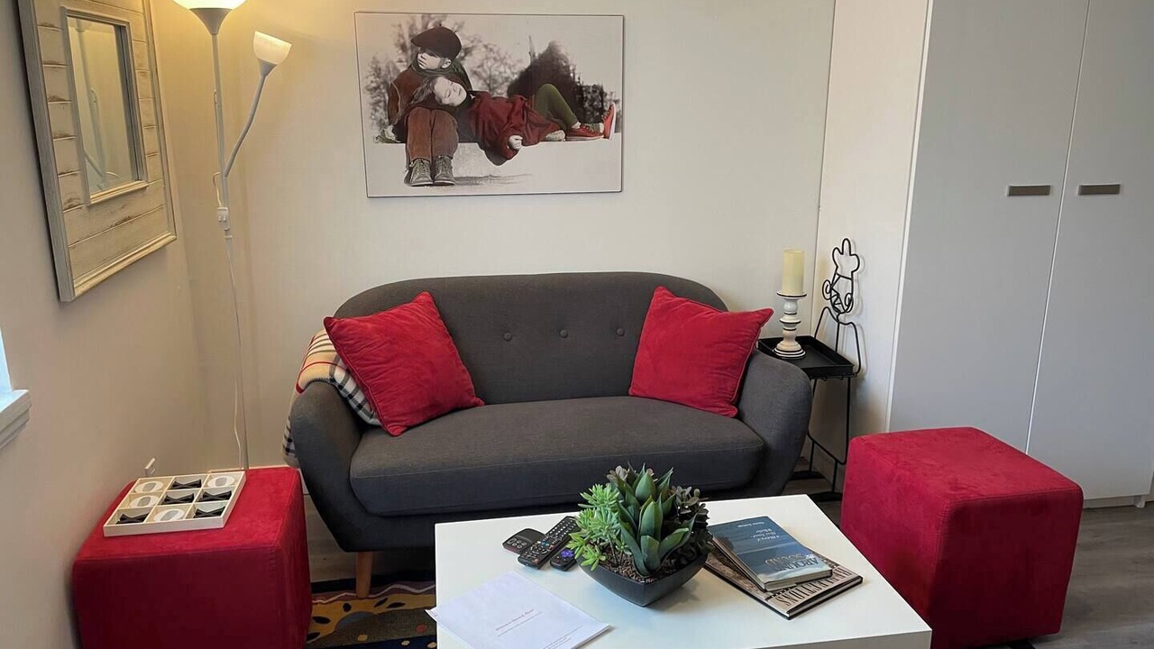 Photo of Livingroom in Central Lonsdale