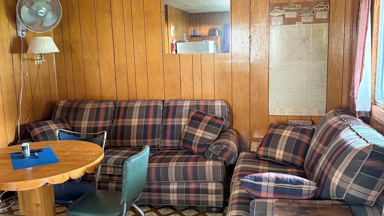 Photo of Livingroom in Sudbury District