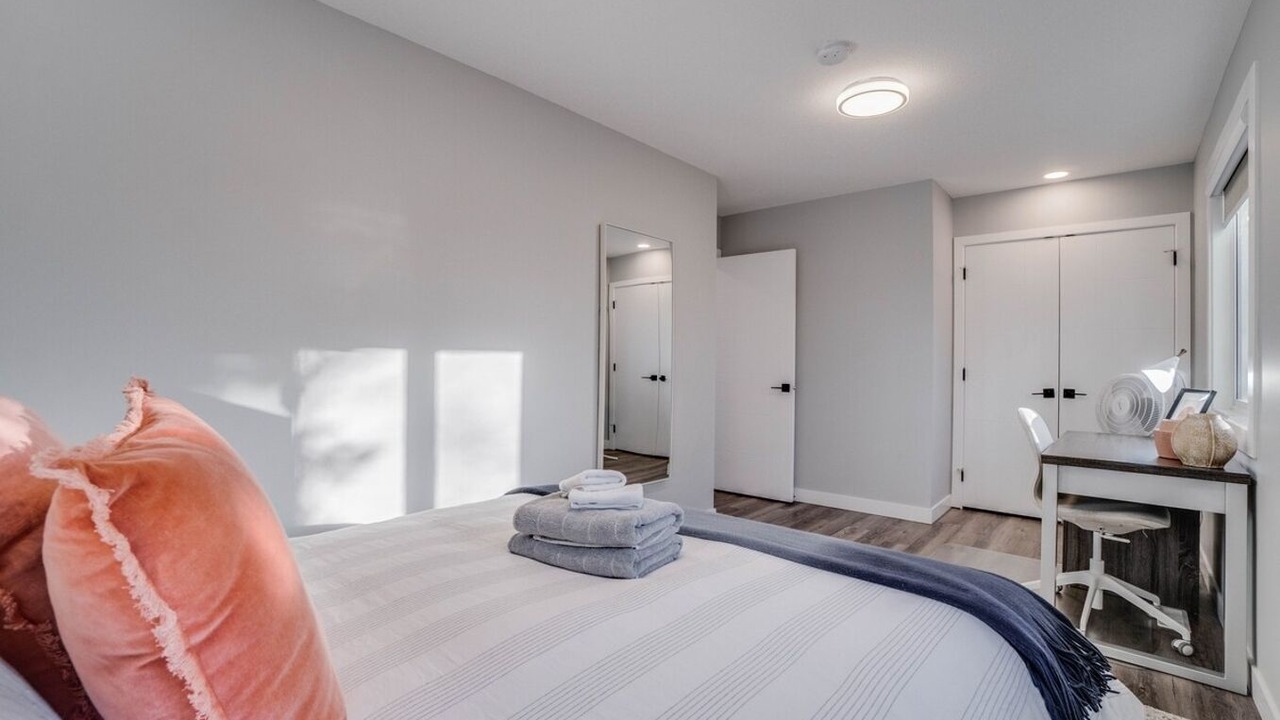 Photo of Bedroom in North Central Edmonton