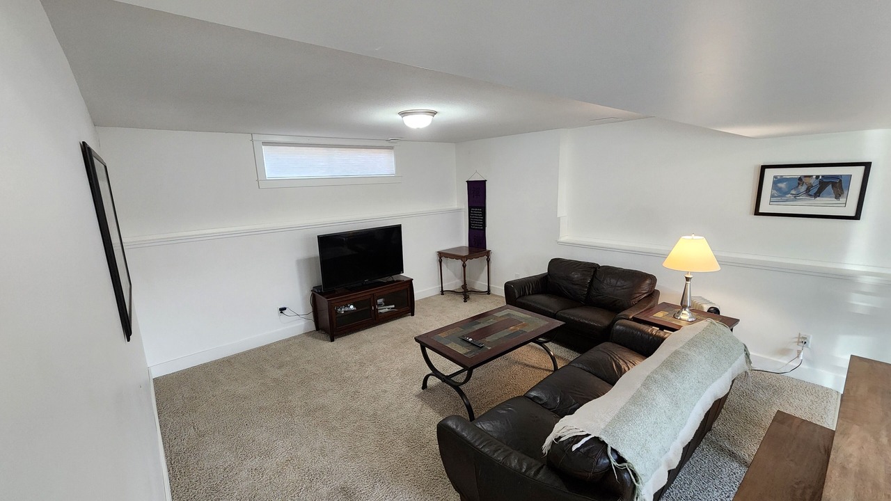Photo of Livingroom in Vernon