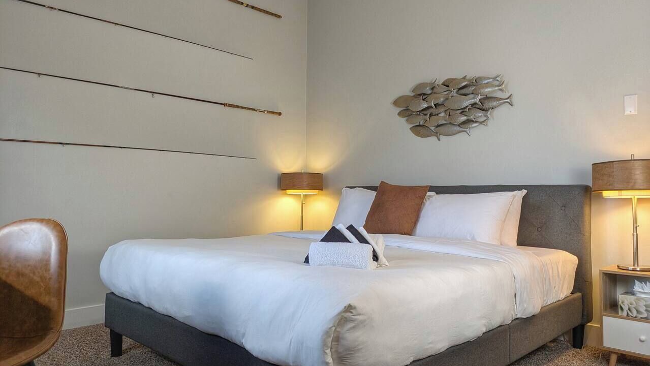 Photo of Bedroom in Radium Hot Springs