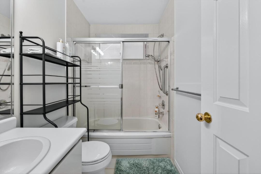 Photo of Bathroom in Marpole