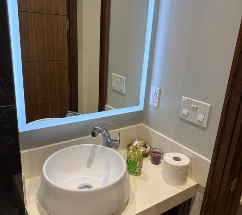 Photo of Bathroom in Willowdale