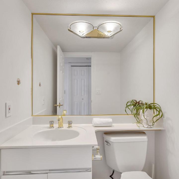 Photo of Bathroom in West Vancouver