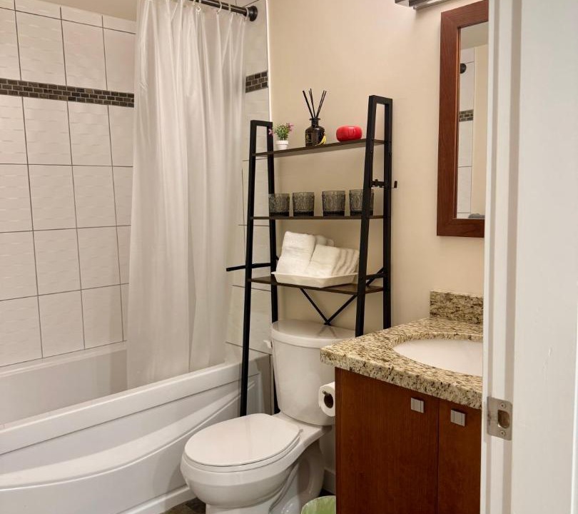Photo of Bathroom in Hollyburn