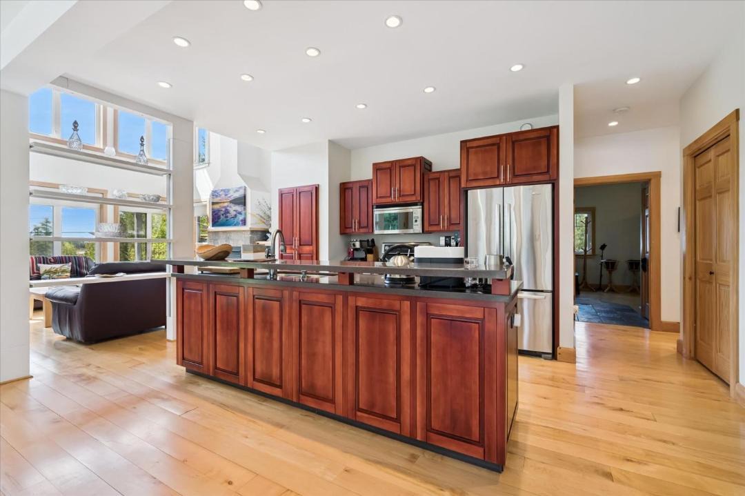 Photo of Kitchen in South Bruce Peninsula