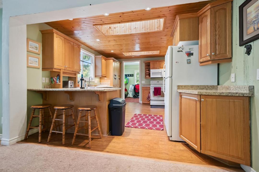 Photo of Kitchen in Sauble Beach