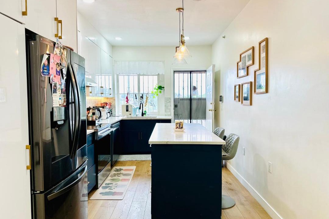 Photo of Kitchen in Renfrew-Collingwood