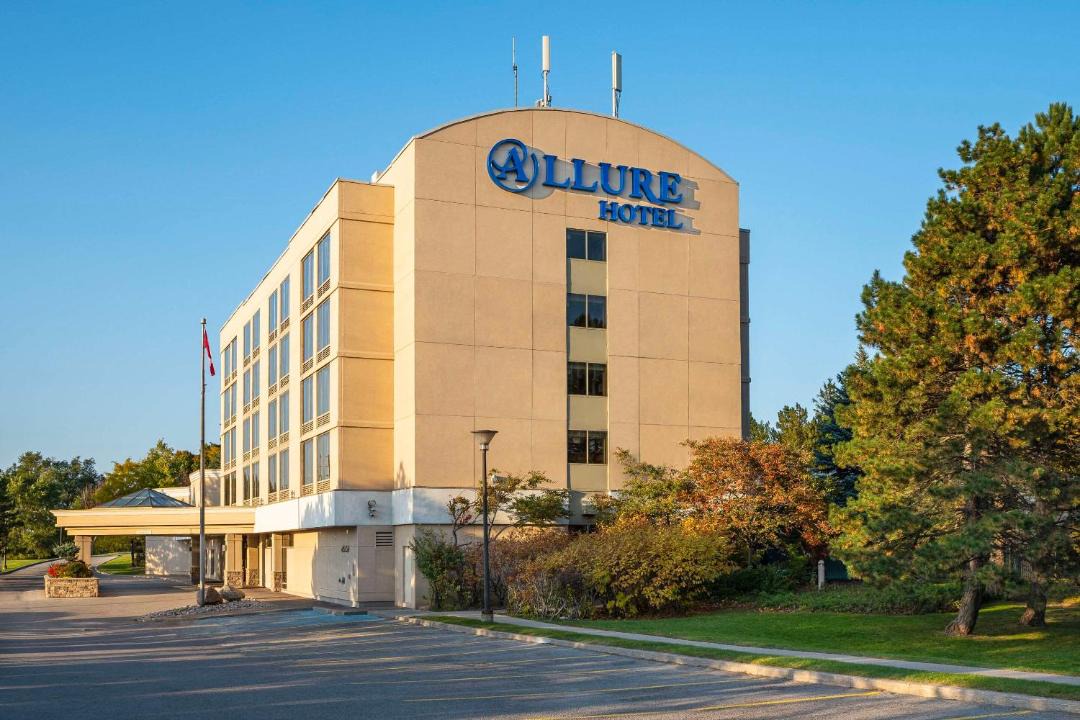 Photo of Buildings in Barrie