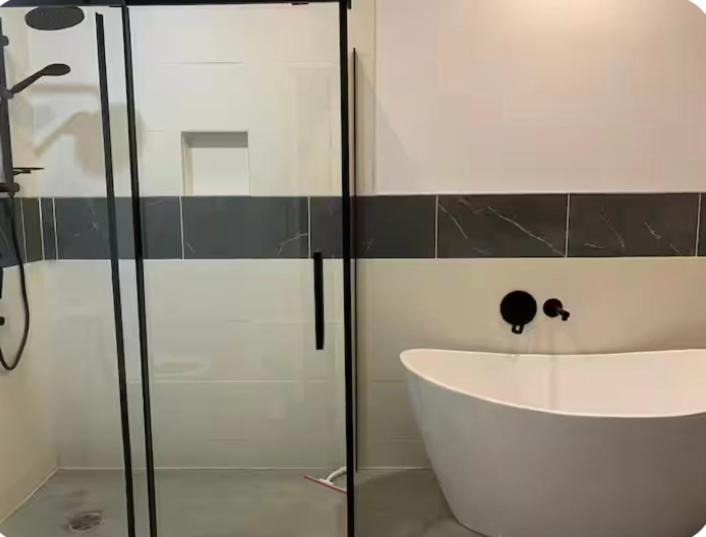 Photo of Bathroom in Saint-David-de-Falardeau