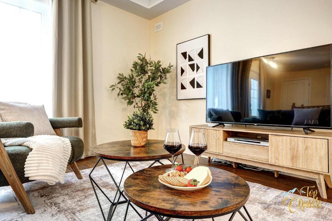 Photo of Livingroom in St-Adolphe-d'Howard
