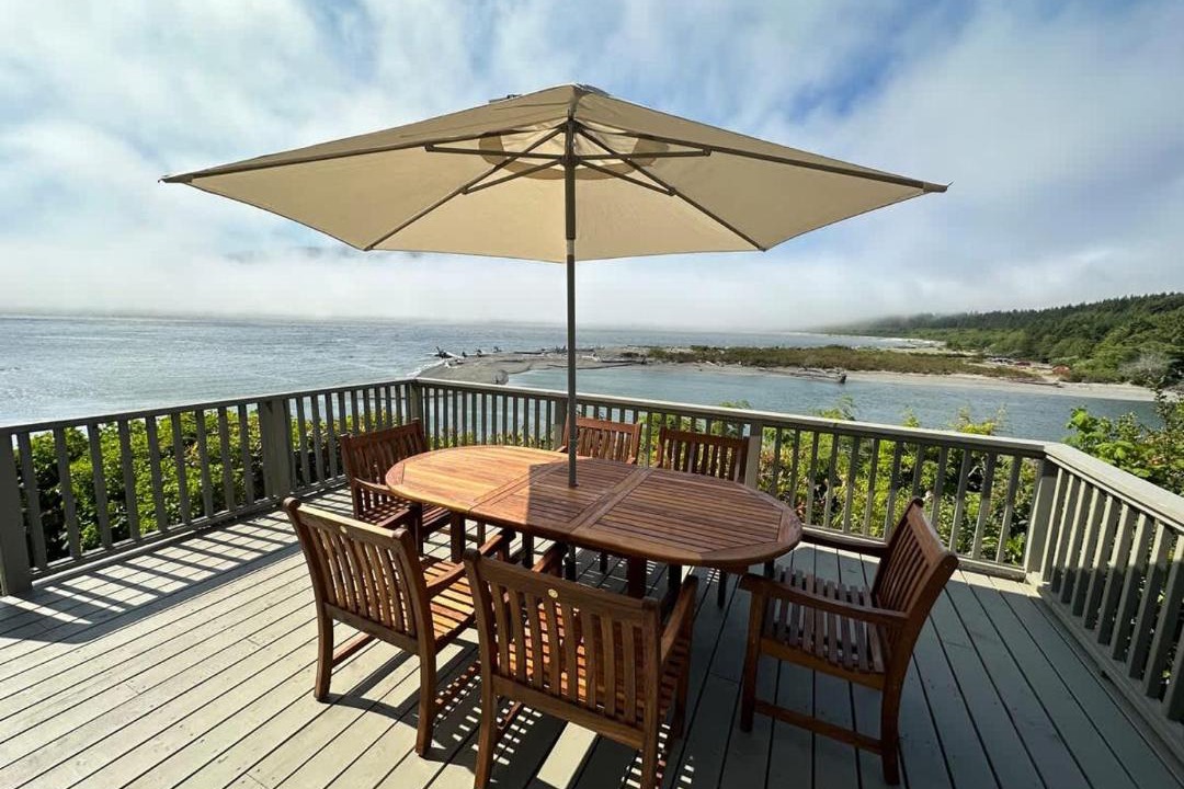 Photo of Patio Balcony in Port Renfrew