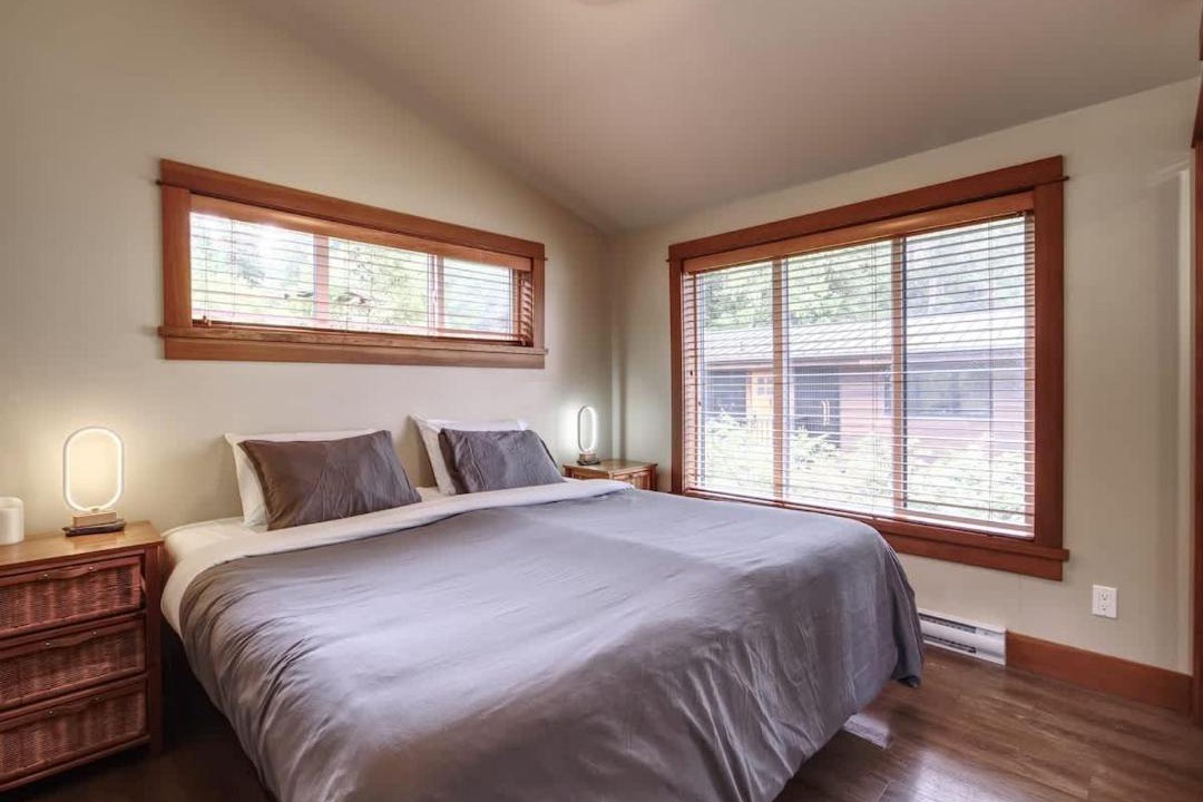 Photo of Bedroom in Port Renfrew