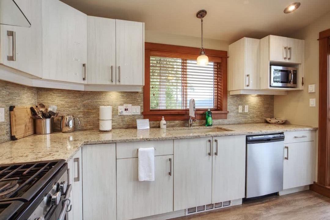 Photo of Kitchen in Port Renfrew