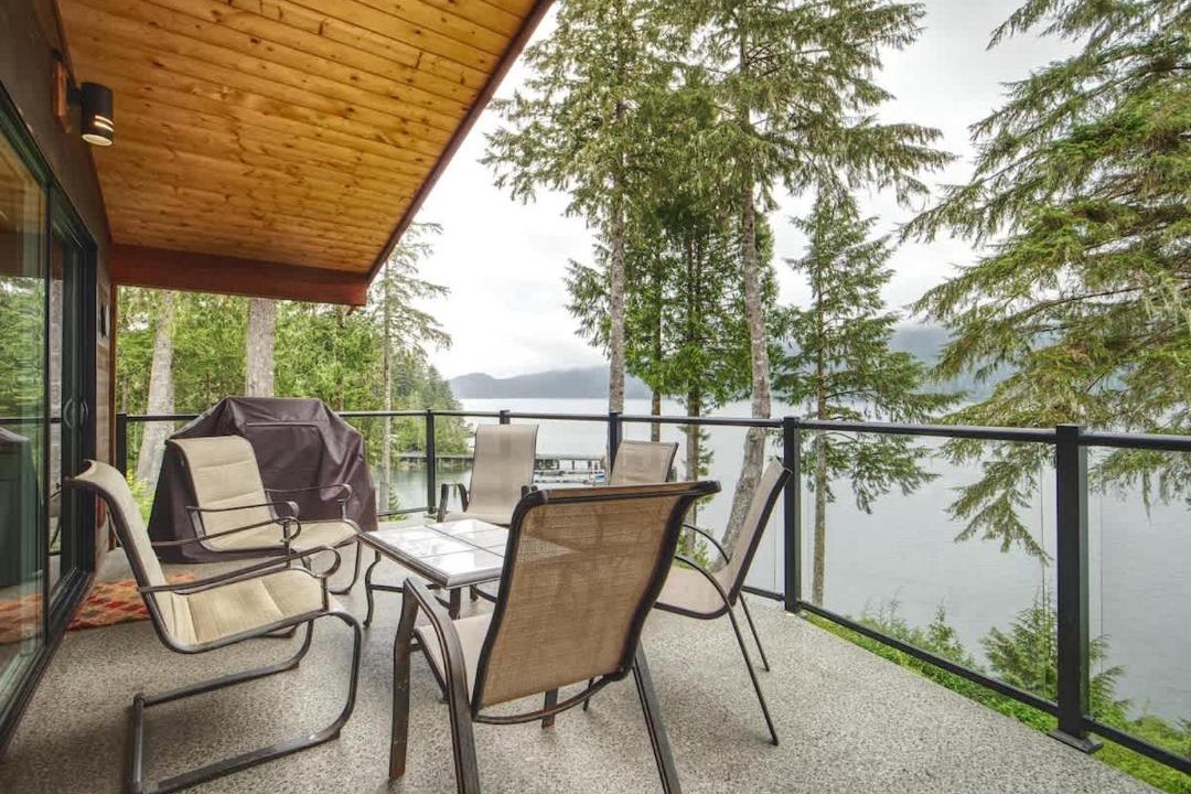 Photo of Patio Balcony in Port Renfrew
