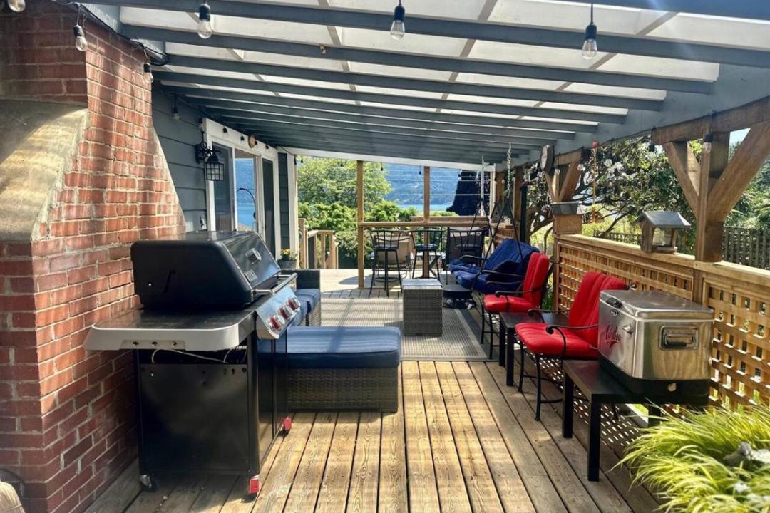 Photo of Patio Balcony in Bowen Island
