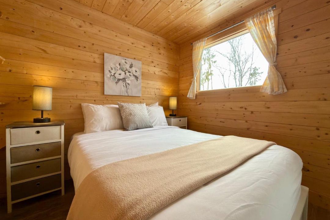 Photo of Bedroom in Pohenegamook