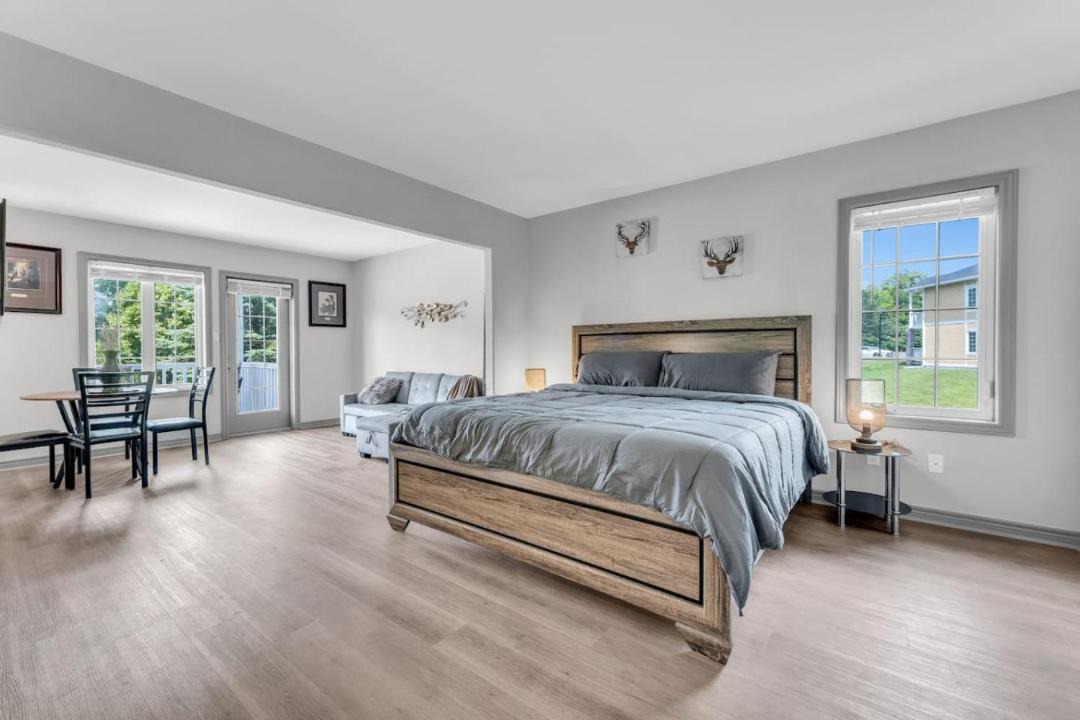 Photo of Bedroom in Oro-Medonte