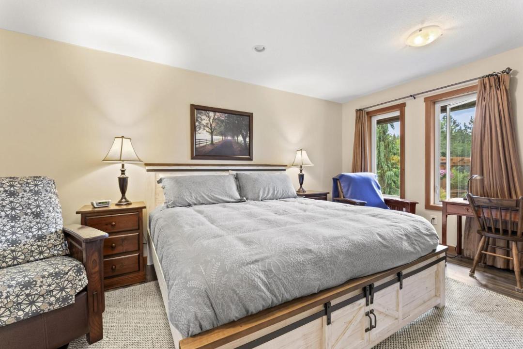 Photo of Bedroom in Salmon Arm