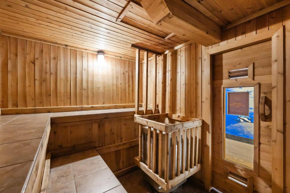 Photo of Others in Lake Louise