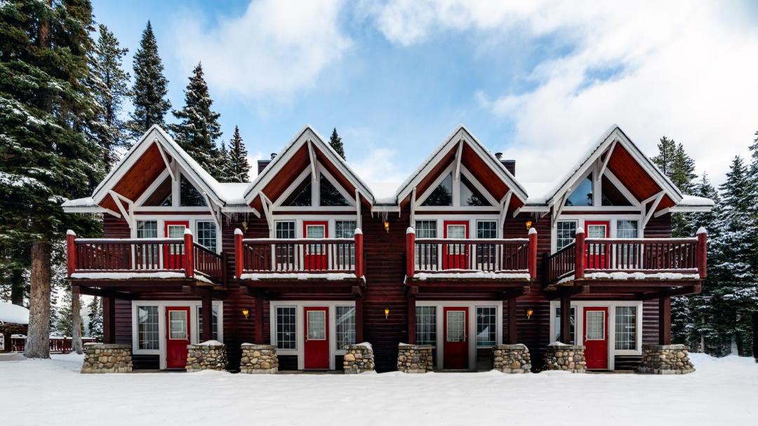 Photo of Others in Lake Louise