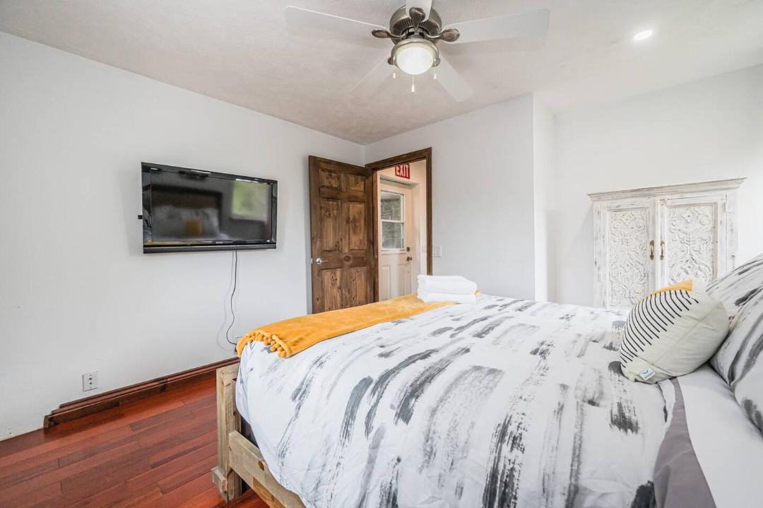Photo of Bedroom in Stokes Bay