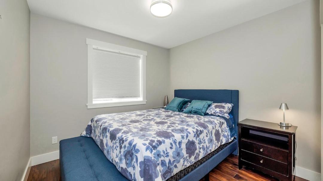 Photo of Bedroom in Saanich West