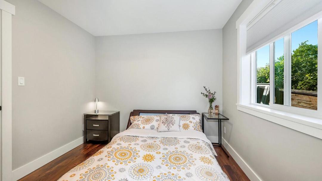 Photo of Bedroom in Saanich West