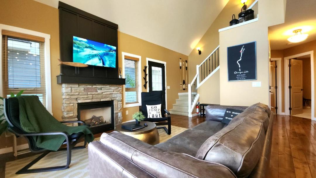 Photo of Livingroom in Central Okanagan