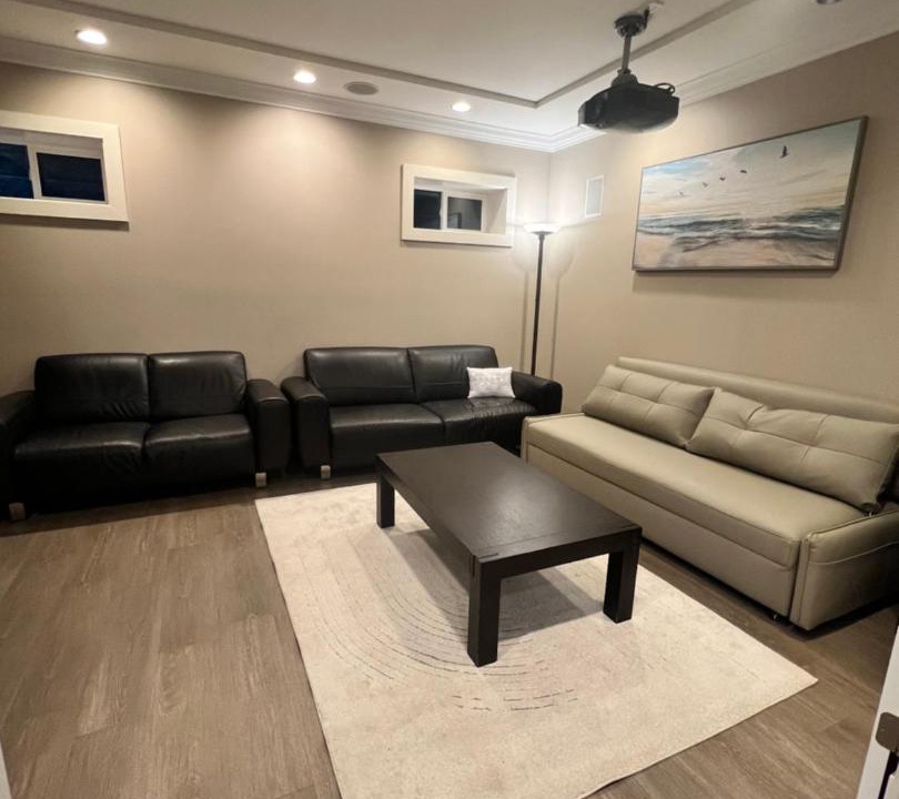 Photo of Livingroom in Marpole