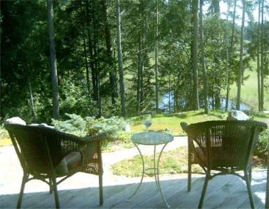 Photo of Patio Balcony in Salt Spring Island